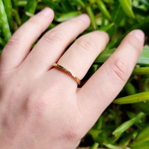 New Gold Textured Ring Band, sz 5.75
